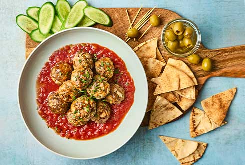 Tomato and beef meatballs